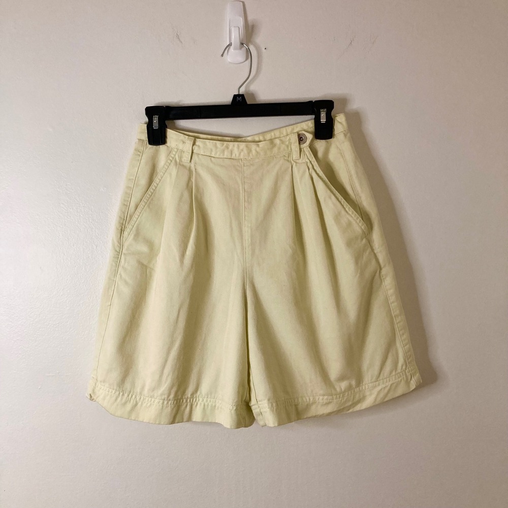 Liz Claiborne Lizwear Vintage 90s High Waisted Pleated Shorts Yellow Cotton 4